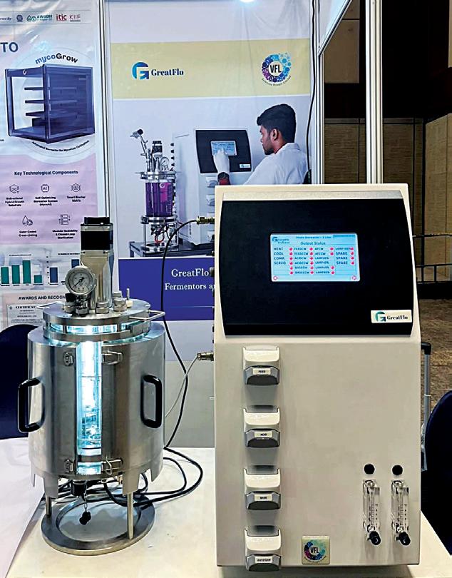 VFL Sciences launches lab photobioreactors GreatFlo PBR